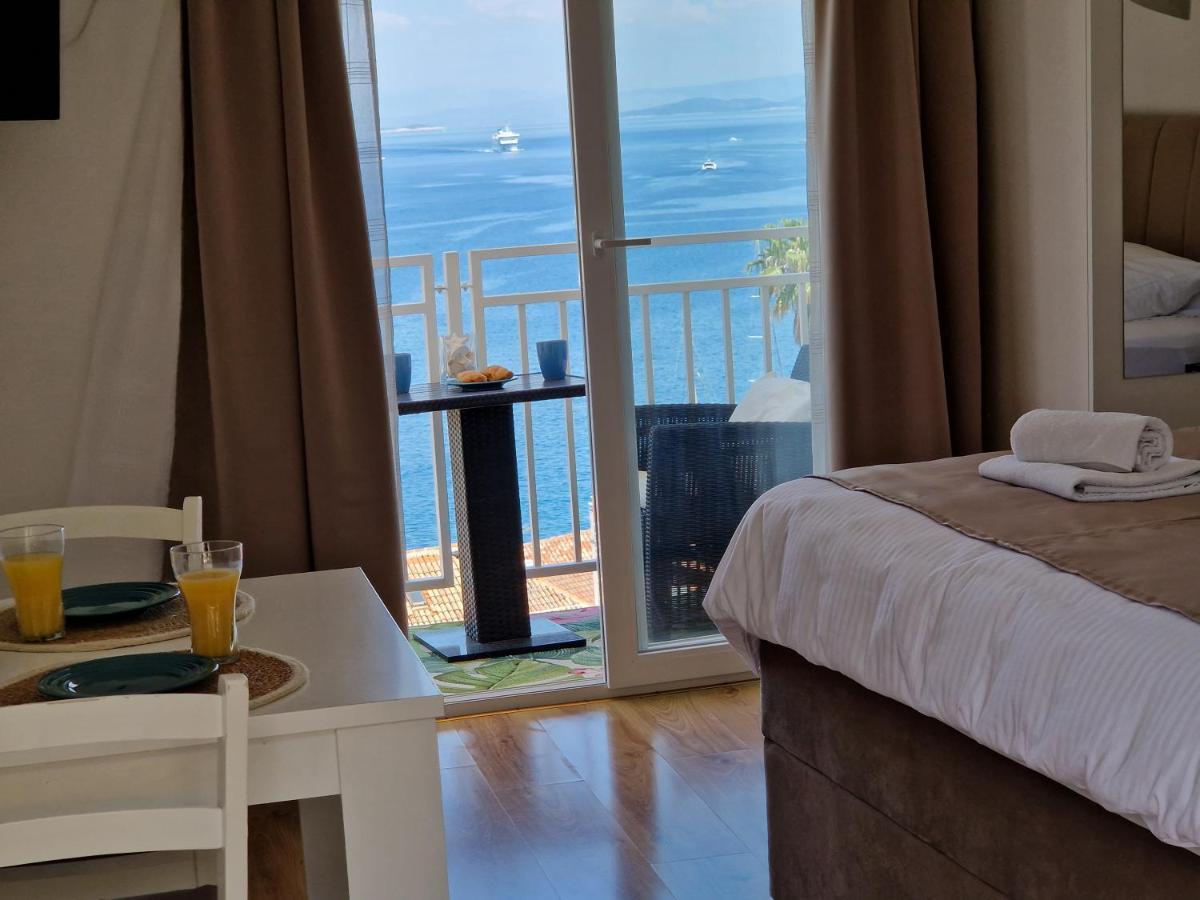 Apartmani Luan Vis Exterior photo